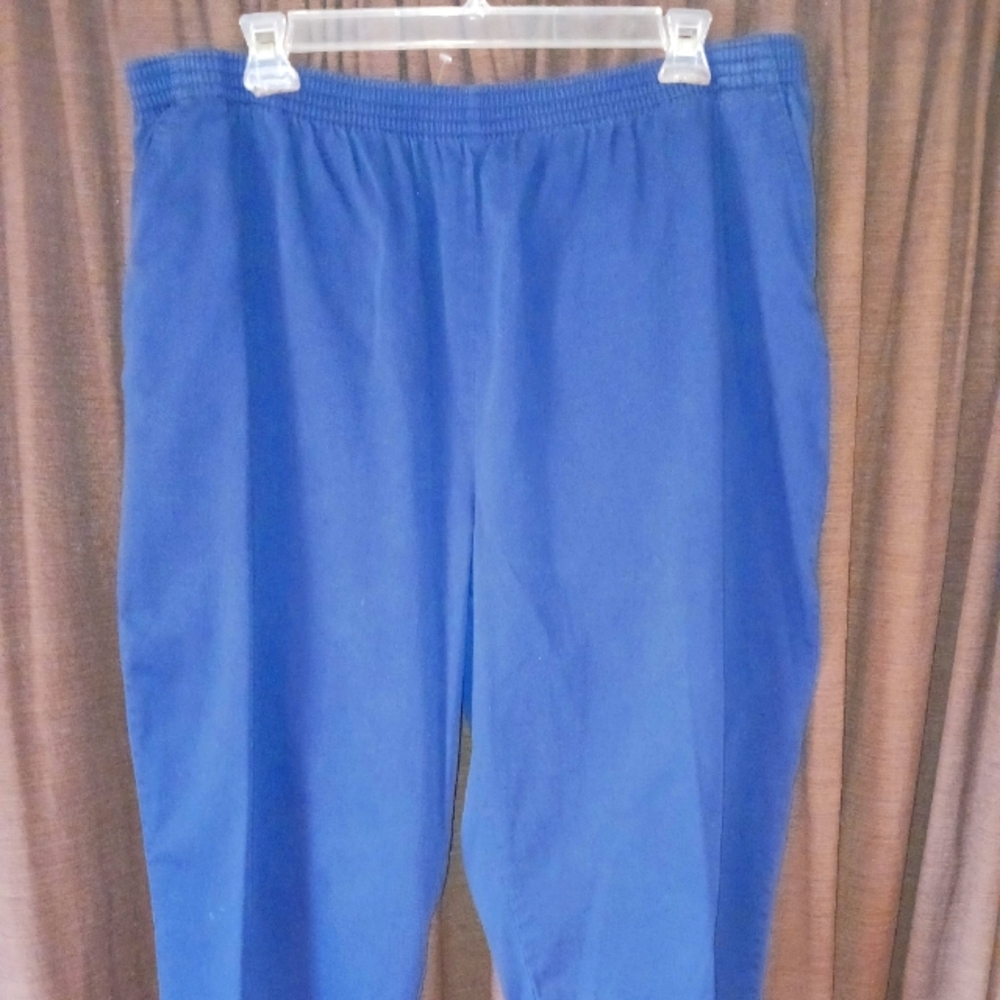 Basic Editions capris - Picture 6 of 6